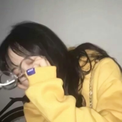谁懂啊🤩 这侧脸时尚气质女神头像美到心颤 女生头像 第12张
