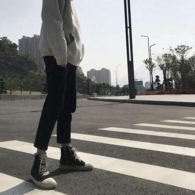 秒变社会酷guy！男生不露脸部位头像大集合 男生头像 第6张