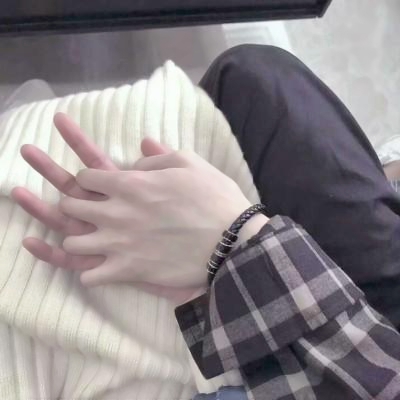 💕超甜！手牵手真实照片头像分享 情侣头像 第5张