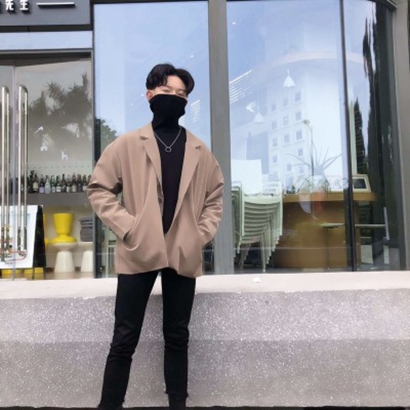 帅炸！超有街拍感的男生头像来啦 男生头像 第18张