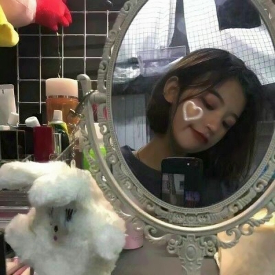 被这组时尚气质短发女生头像美晕啦✨ 女生头像 第3张