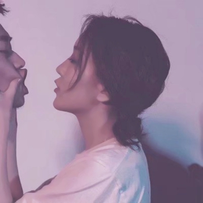 这些QQ稀有真人一左一右情侣头像太可以啦🥰 情侣头像 第30张