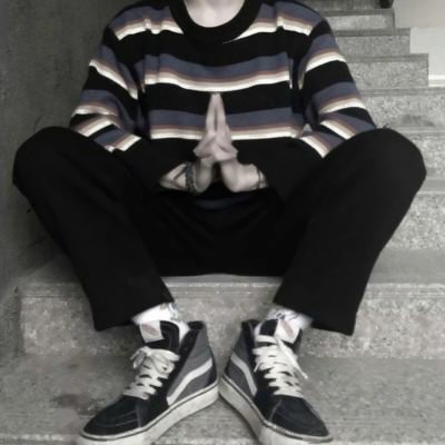 被帅到！不露脸的男生部位帅气头像😍 男生头像 第21张
