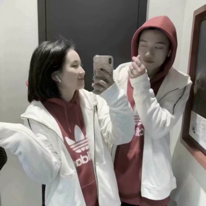 这些QQ稀有真人一左一右情侣头像太可以啦🥰 情侣头像 第22张
