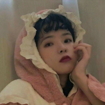 狠狠共情!微丧感女生头像来袭🥀 女生头像 第7张 狠狠共情!微丧感女生头像来袭🥀 女生头像 第7张
