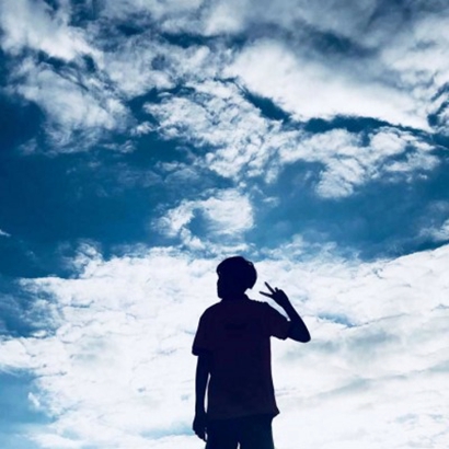 帅炸！超有街拍感的男生头像来啦 男生头像 第27张