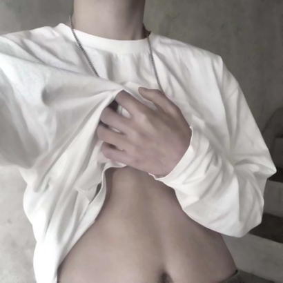 被帅晕！男生性感不露脸头像大全😍 男生头像 第1张
