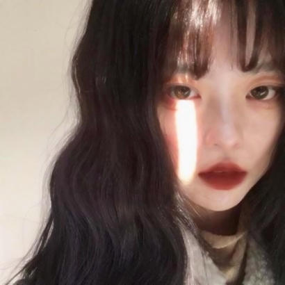 📸超火的ins风女生头像来啦 女生头像 第29张