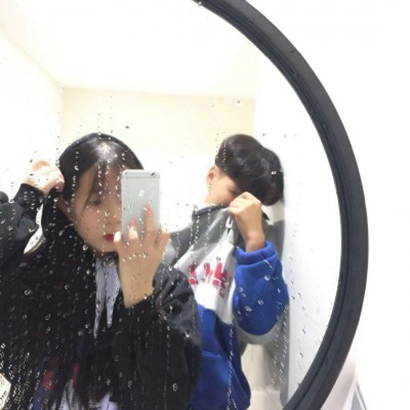 这些QQ稀有真人一左一右情侣头像太可以啦🥰 情侣头像 第3张