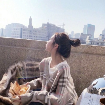 美哭😭 这些QQ女生时尚气质头像绝了  女生头像 第31张