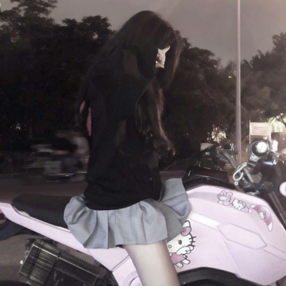 美哭😭 这些QQ女生时尚气质头像绝了  女生头像 第7张