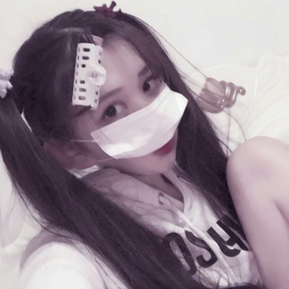 美哭😭 这些QQ女生时尚气质头像绝了  女生头像 第19张