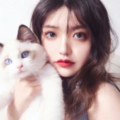 美哭😭 这些QQ女生时尚气质头像绝了  女生头像 第1张
