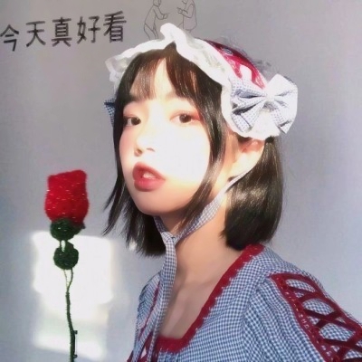 被这组时尚气质短发女生头像美晕啦✨ 女生头像 第9张