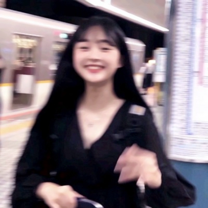 🌟真实感拉满！QQ女生真实头像大放送 女生头像 第5张