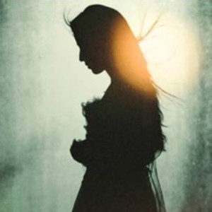绝美!孤独氛围感女生头像大集合 女生头像 第34张 绝美!孤独氛围感女生头像大集合 女生头像 第34张