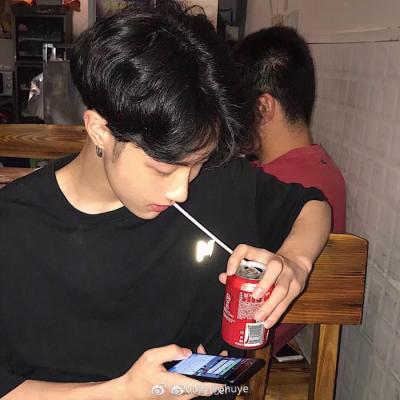 超A预警!拽酷男生必备霸气头像来袭 男生头像 第13张 超A预警!拽酷男生必备霸气头像来袭 男生头像 第13张