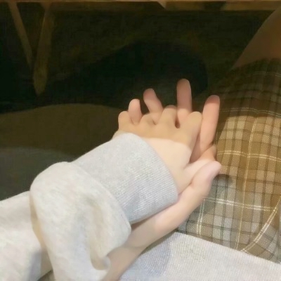 超绝!高清不露脸情侣头像推荐 情侣头像 第3张 超绝!高清不露脸情侣头像推荐 情侣头像 第3张