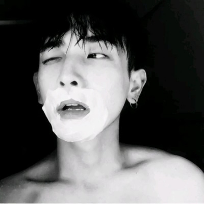 超酷黑白系男生头像来袭,帅到犯规! 男生头像 第6张 超酷黑白系男生头像来袭,帅到犯规! 男生头像 第6张