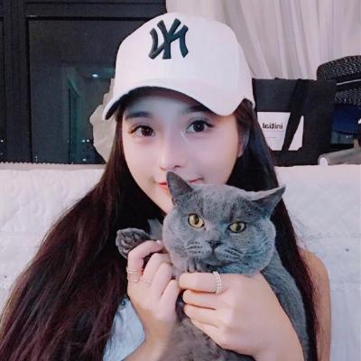 超绝！抱猫咪的清新女生头像来袭 女生头像 第18张