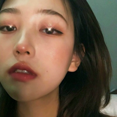 酷女孩必备！真人超酷女生头像来袭 女生头像 第5张