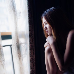 绝美!孤独氛围感女生头像大集合 女生头像 第20张 绝美!孤独氛围感女生头像大集合 女生头像 第20张