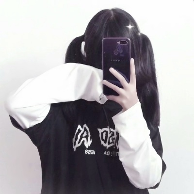 闺蜜头像拍照不露脸 女生头像 第1张