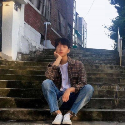 小哥哥帅气微信头像 男生头像 第15张