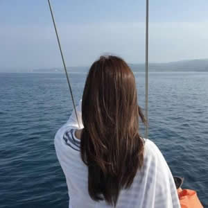 被唯美女生背影头像美到心颤！ 女生头像 第3张