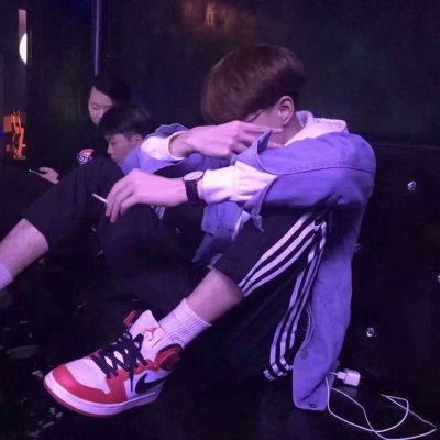 宝藏男孩必备!男生小清新帅气头像 男生头像 第11张 宝藏男孩必备!男生小清新帅气头像 男生头像 第11张