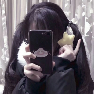 超绝!单人闺蜜头像来袭 女生头像 第12张 超绝!单人闺蜜头像来袭 女生头像 第12张
