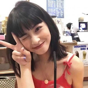 超绝的女生短发微信头像分享 女生头像 第10张