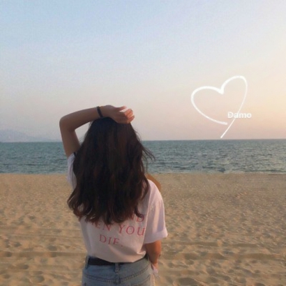 绝美!高清无水印海边背影女生头像大集合 女生头像 第3张 绝美!高清无水印海边背影女生头像大集合 女生头像 第3张