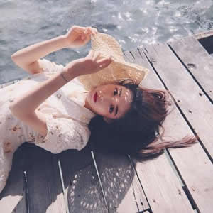 宝藏!女生清纯文艺头像大全