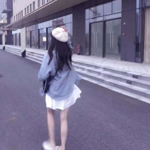 女生真人背影微信头像大全:治愈系 / 高级感背影实拍,适合安静气质的你 女生头像 第10张 女生真人背影微信头像大全:治愈系 / 高级感背影实拍,适合安静气质的你 女生头像 第10张