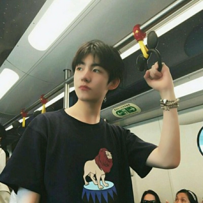 帅炸！男生酷帅高清头像大集合 男生头像 第17张