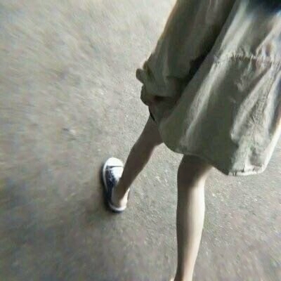 超绝的腿部女头像来啦 女生头像 第16张