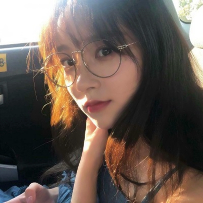 绝美高冷系女生QQ头像大全 女生头像 第22张