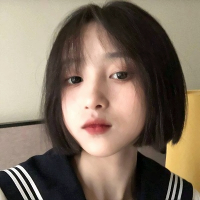 微信头像女冷淡风，自带一种疏离感 女生头像 第23张