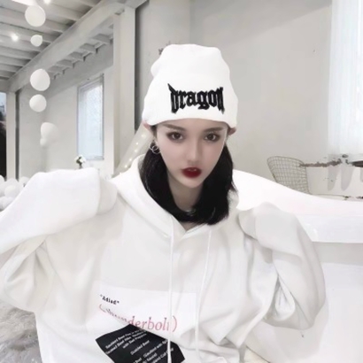 超绝！个性女生霸气高冷头像来袭 女生头像 第1张