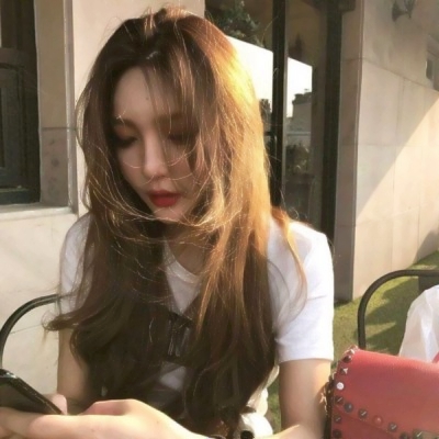 超绝!冷酷风女生头像来袭 女生头像 第16张 超绝!冷酷风女生头像来袭 女生头像 第16张