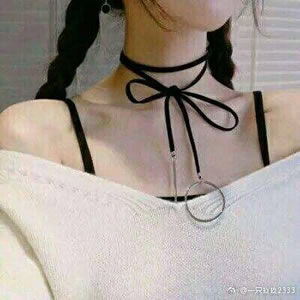不露脸不露头半露肩吊带女生头像合集 女生头像 第5张