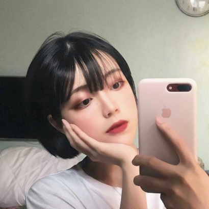 微信头像女冷淡风，自带一种疏离感 女生头像 第26张