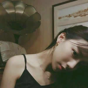 2025微信宝藏潮流女生头像大全!小众高级与甜酷风齐聚 女生头像 第15张 2025微信宝藏潮流女生头像大全!小众高级与甜酷风齐聚 女生头像 第15张