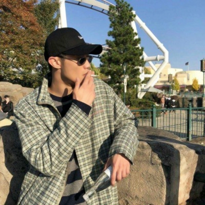 超酷超拽成熟男生头像分享,被帅晕 男生头像 第2张 超酷超拽成熟男生头像分享,被帅晕 男生头像 第2张
