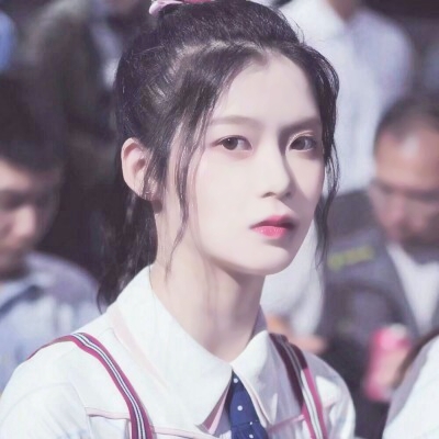 个性爆棚的酷女生头像大赏 女生头像 第11张