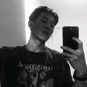 酷帅来袭!黑白超拽男生QQ头像大全 男生头像 第16张 酷帅来袭!黑白超拽男生QQ头像大全 男生头像 第16张