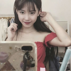 被这组清新时尚美女生头像拿捏住啦 女生头像 第13张