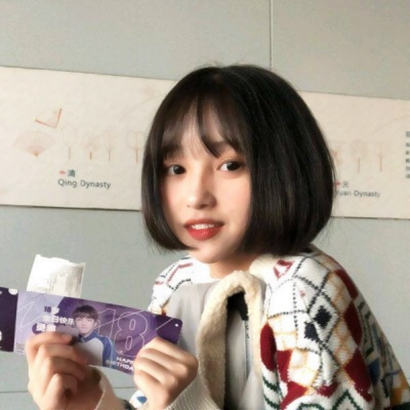 微信头像女冷淡风，自带一种疏离感 女生头像 第17张