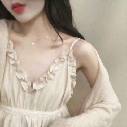 绝美！露肩头像女生图片 女生头像 第2张